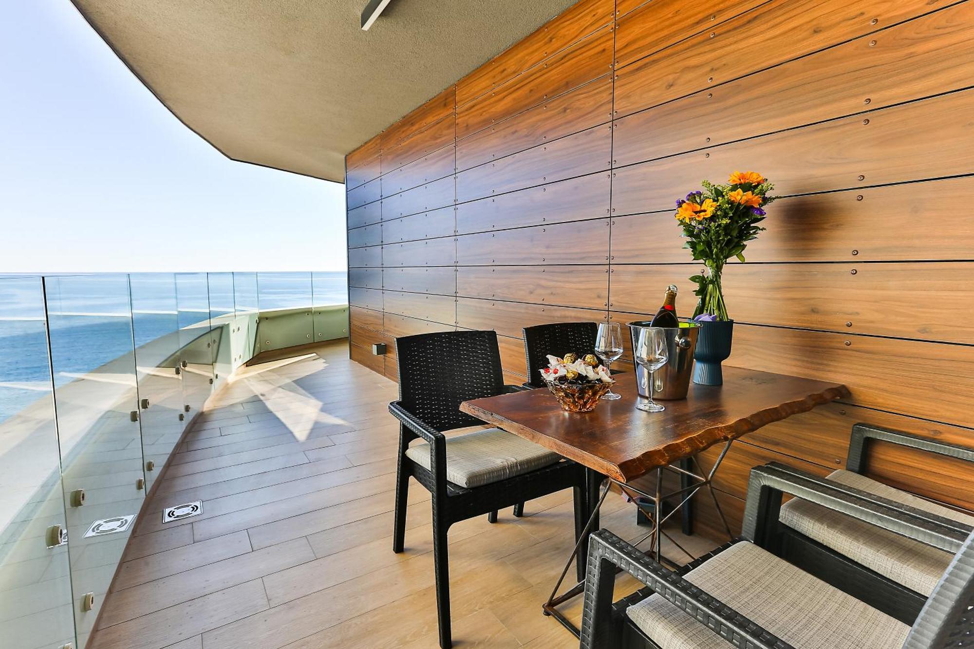 Maresia Boutique Suites Budva Exterior photo
