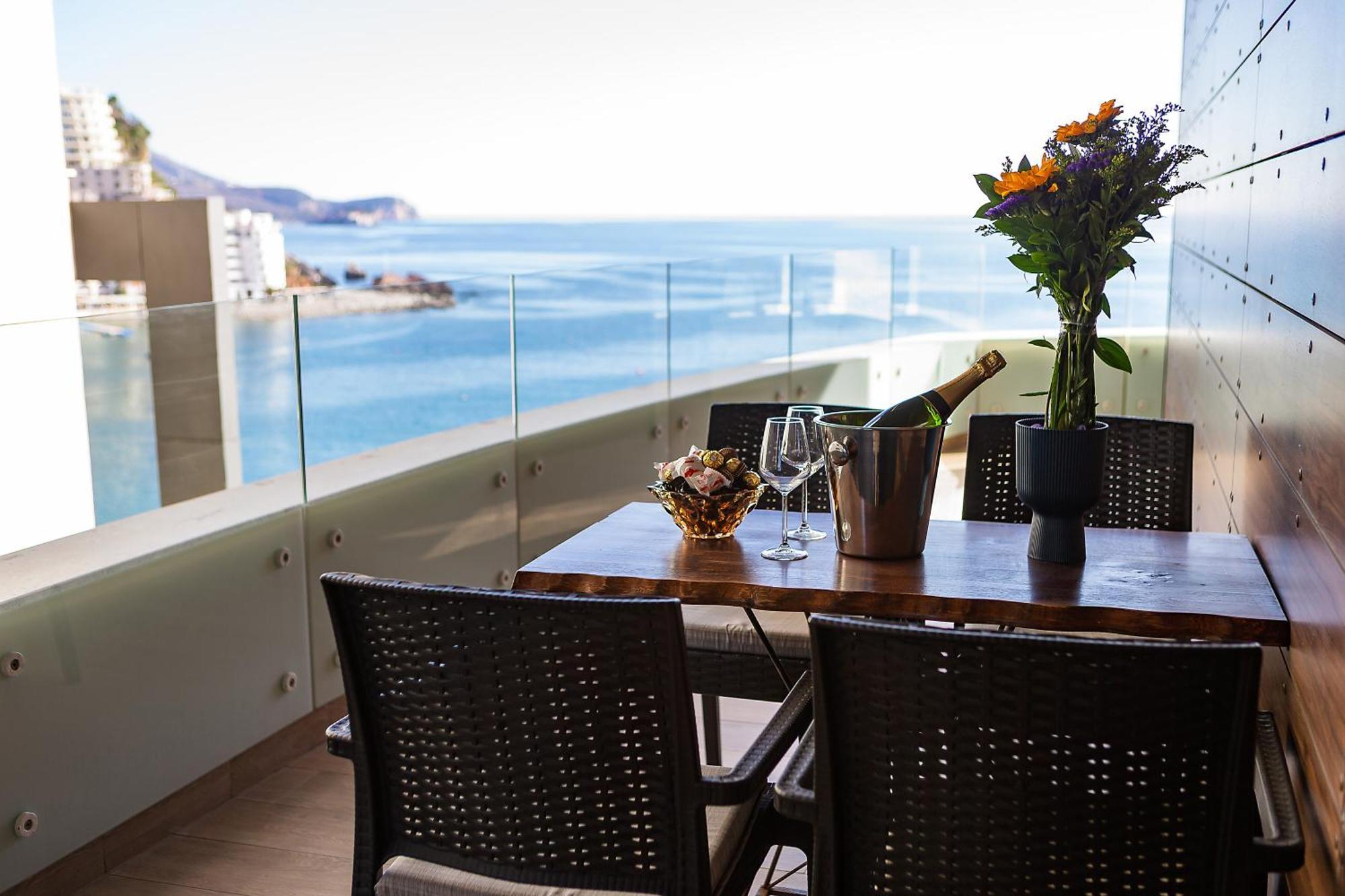 Maresia Boutique Suites Budva Exterior photo