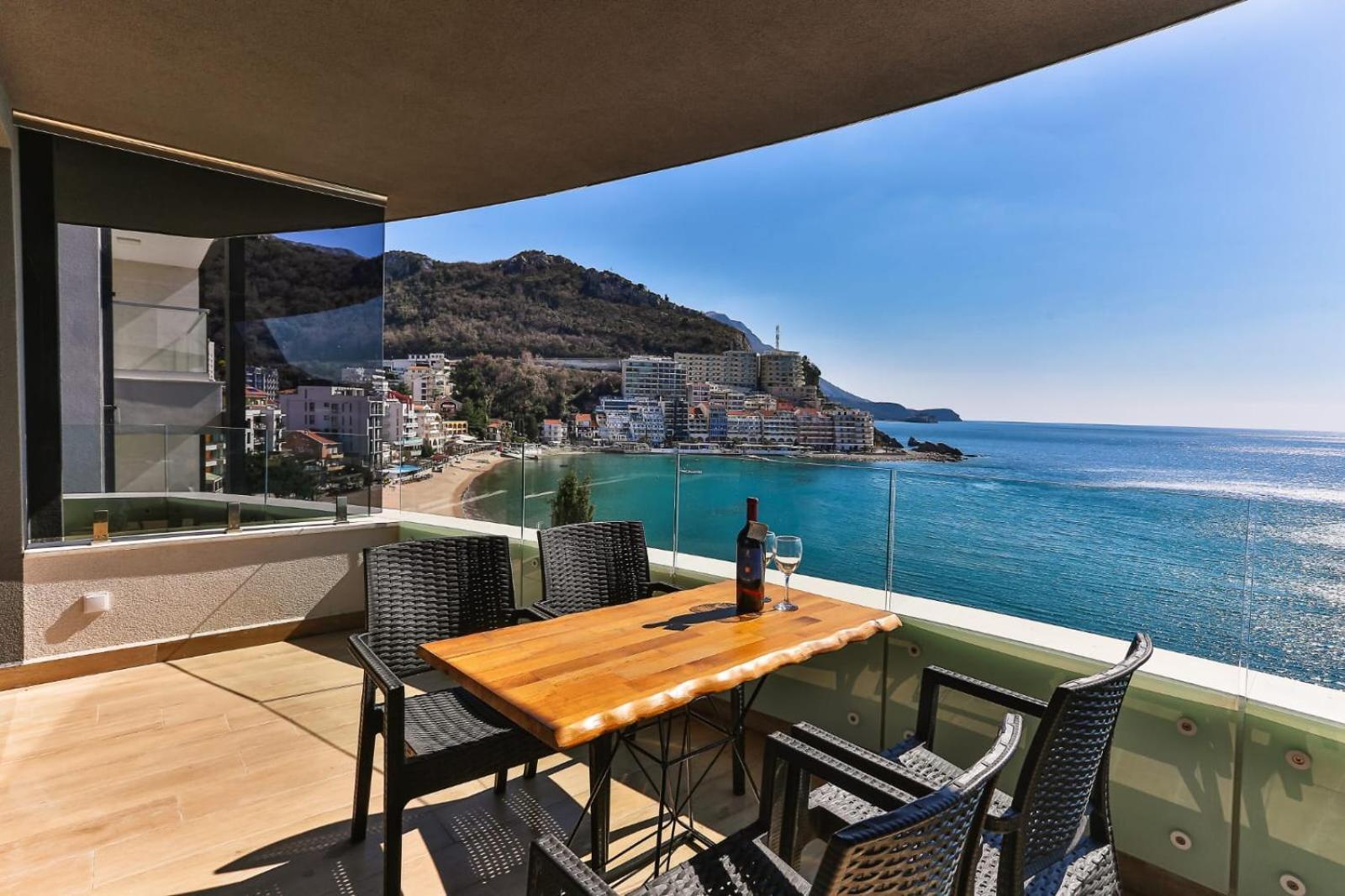Maresia Boutique Suites Budva Exterior photo